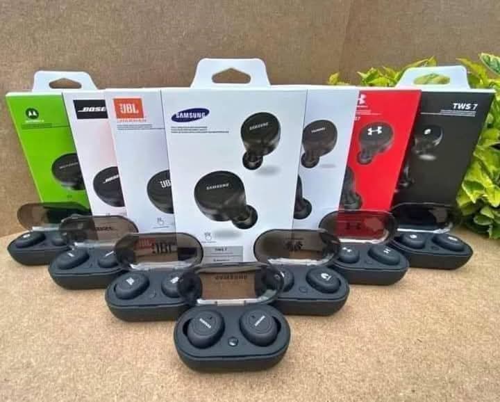 Audífonos Bluetooth Inalámbricos TWS7 con Estuche Translúcido